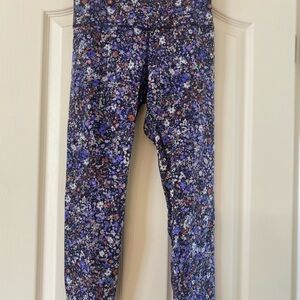 Women’s Floral Purple Print Stretch Leggings